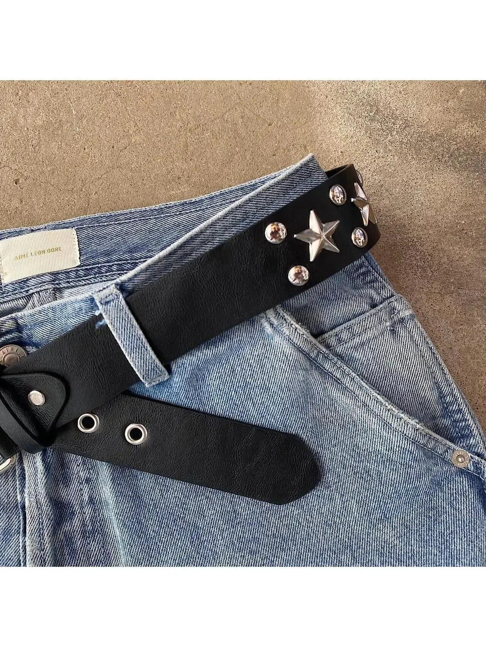 Essential Star Studded Rivet Belt Y2k 2000s style studded punk goth brown and
